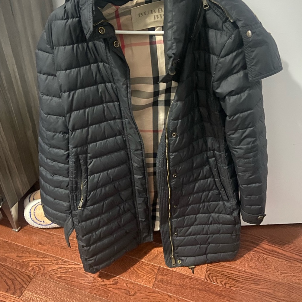 Burberry Black Puffer Coat - only worn handful if times